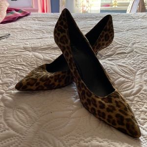 Nine West animal print kitten heal pumps